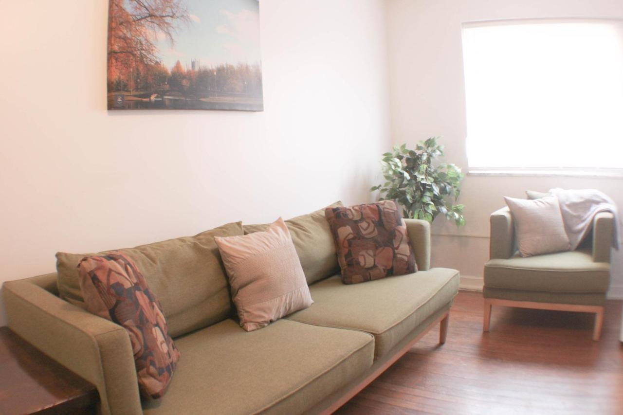 3 Bedroom Southside Pad - Sleeps 8 - Amazing Location พิตต์สเบิร์ก ภายนอก รูปภาพ