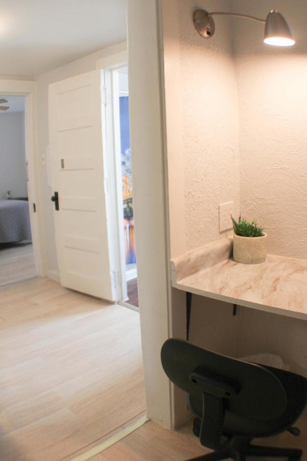 3 Bedroom Southside Pad - Sleeps 8 - Amazing Location พิตต์สเบิร์ก ภายนอก รูปภาพ